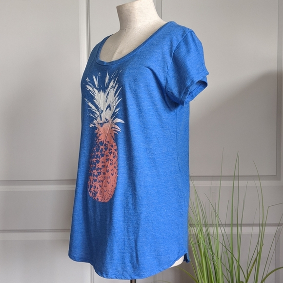 Lucky Brand Tee Pineapple Print Scoop Neck Short Sleeve Blue L NWOT - Picture 8 of 12